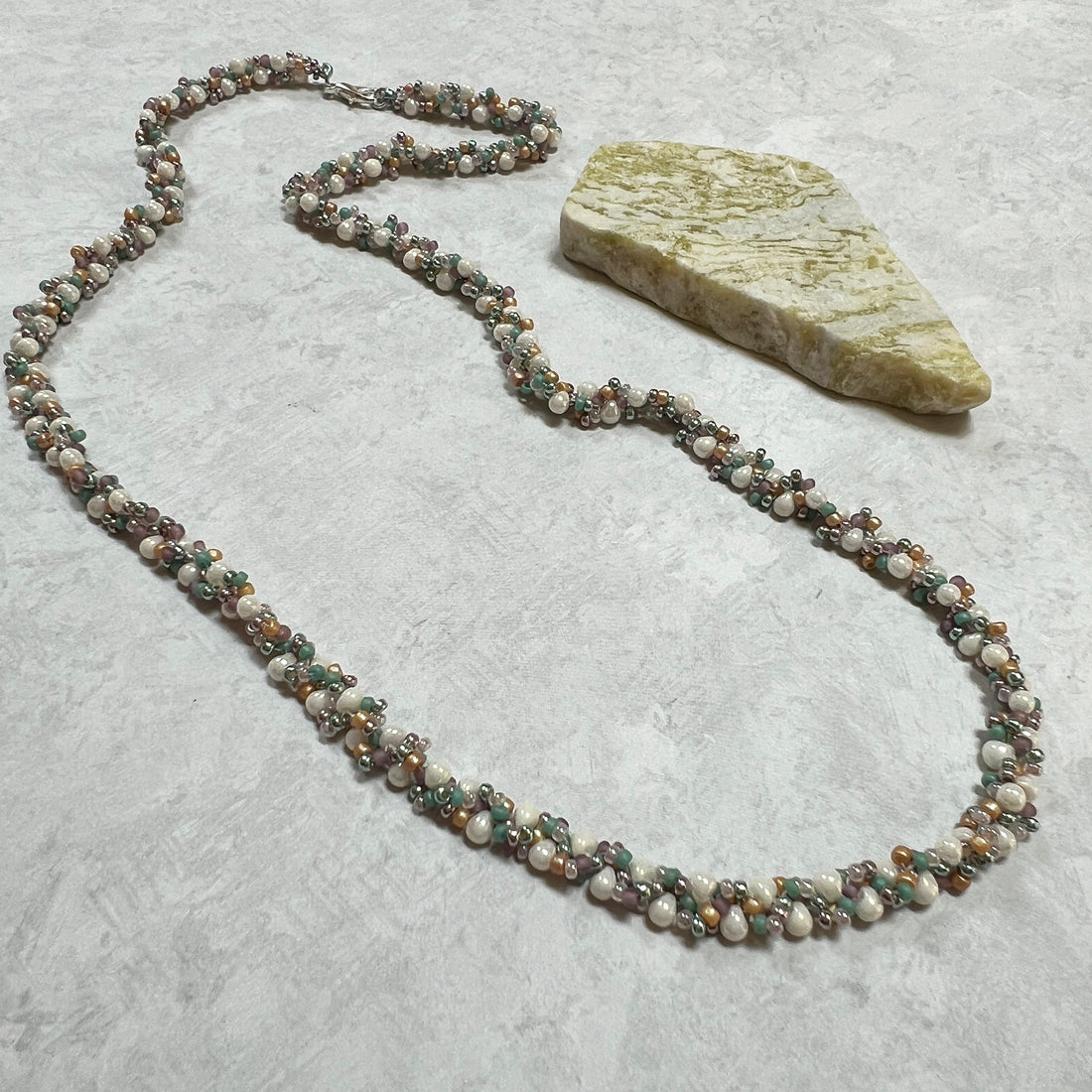 Dimensional Right Angle Weave with Drops - Bead Weaving Project