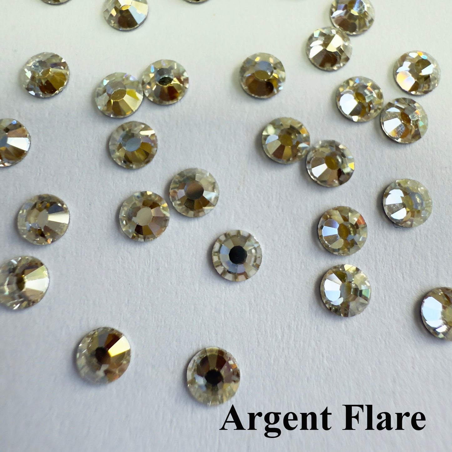 Set your own Preciosa Rose Montees 12ss (3-3.2mm) - 25 settings + 25 flat back crystals