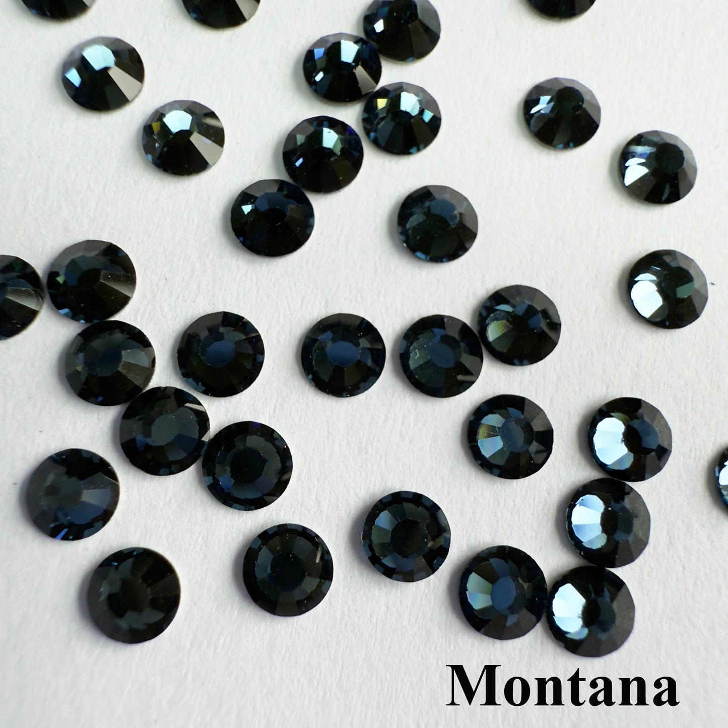 Set your own Preciosa Rose Montees 12ss (3-3.2mm) - 25 settings + 25 flat back crystals