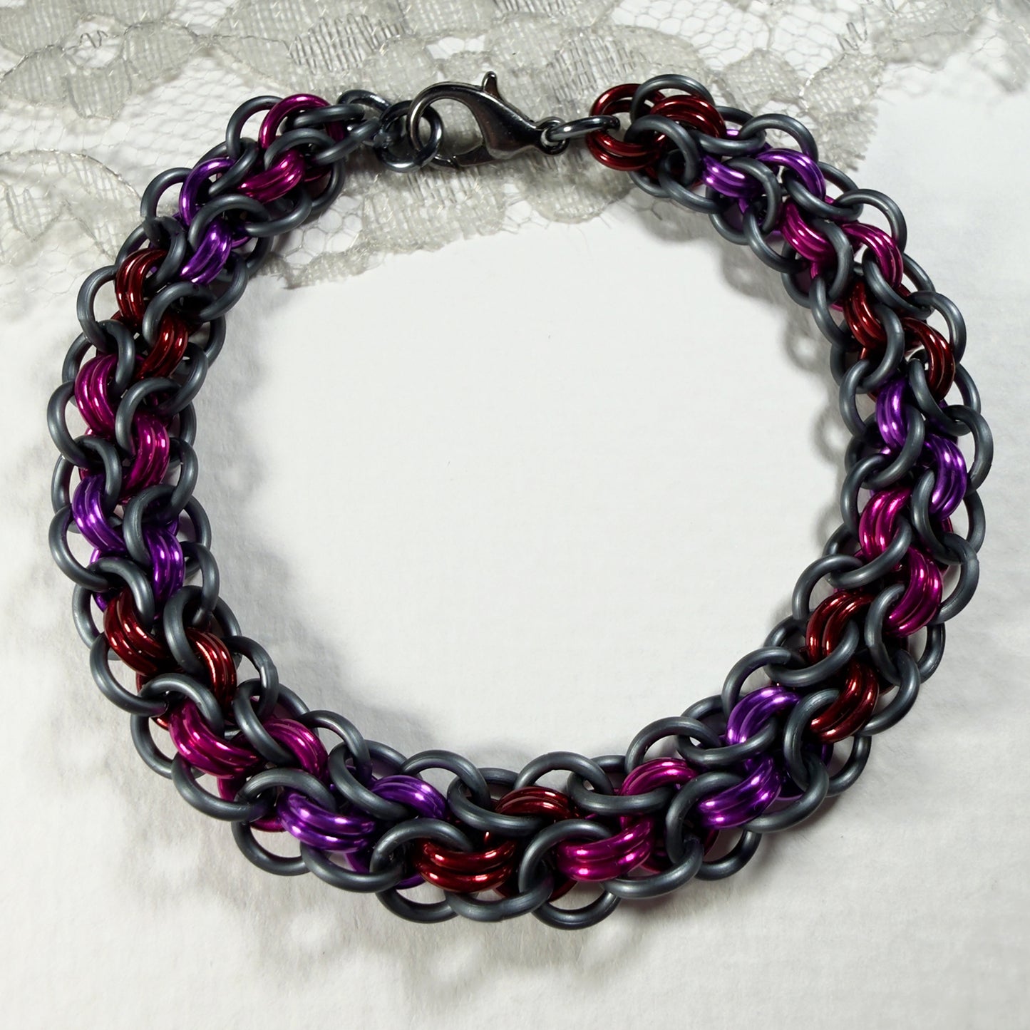 Abhainn Chain Bracelet Kit with Free Video Class - Magenta Mix
