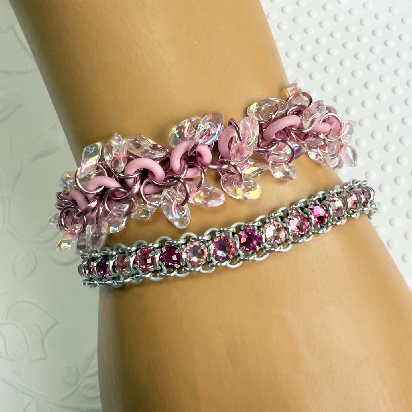 Shaggy Long Magatama Stretch Bracelet Kit and Free Video - Cupcake Pink, Lt Pink & Pink Lnd AB