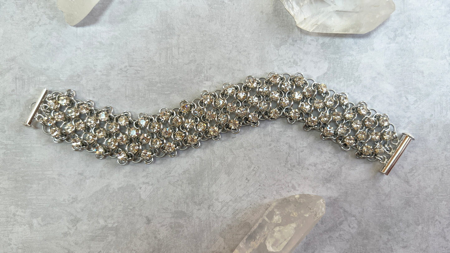 Rhinestones in Gridlock Bracelet PDF Tutorial with Active Links & Video Class - NO PHYSICAL ITEMS
