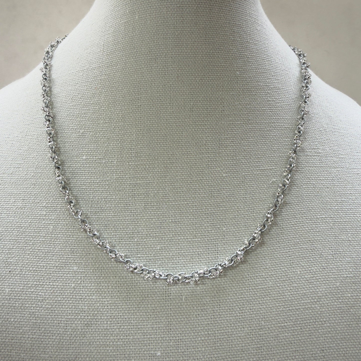 Simple Beaded Spiral Chain Mini Kit with Video Class - Silver Frost & Silver Lined Crystal