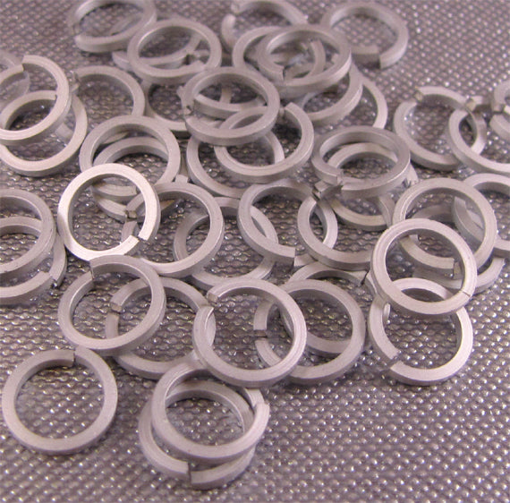 SQUARE Jump Rings 18g 3/16 - choose color & quantity