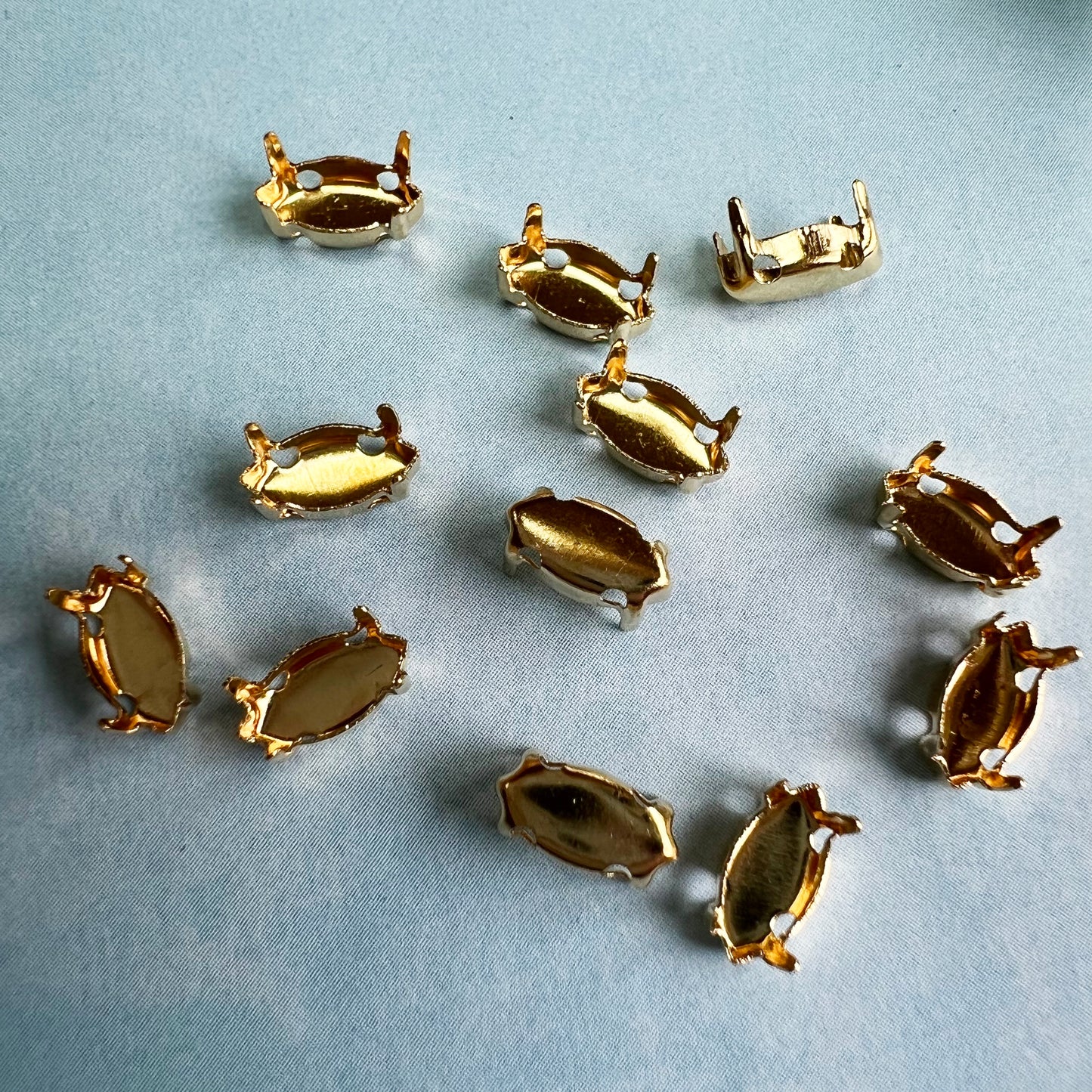 Navette Prong Settings 8x4mm - 25 Pieces - Gold or Platinum Plated