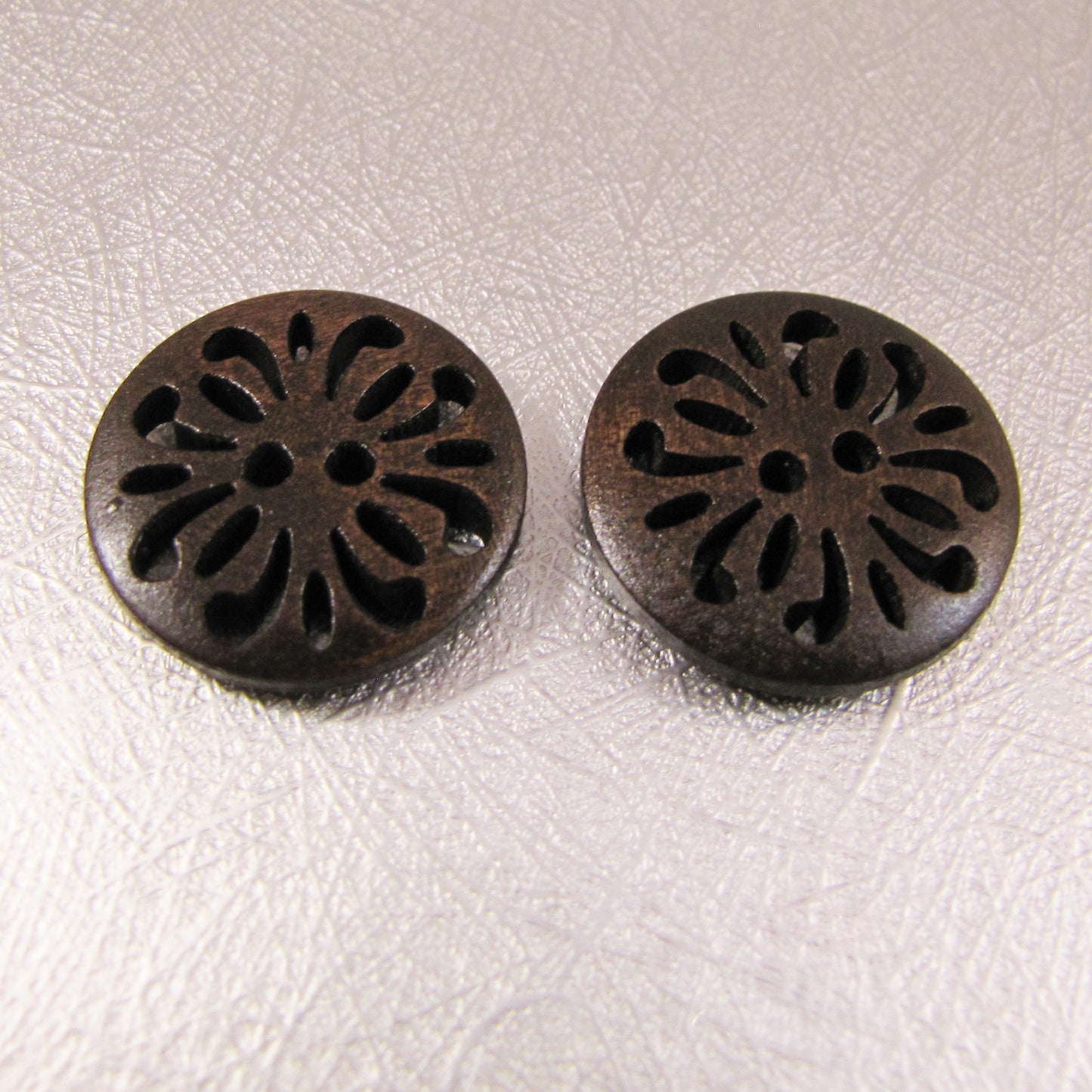 Button - Coconut Shell