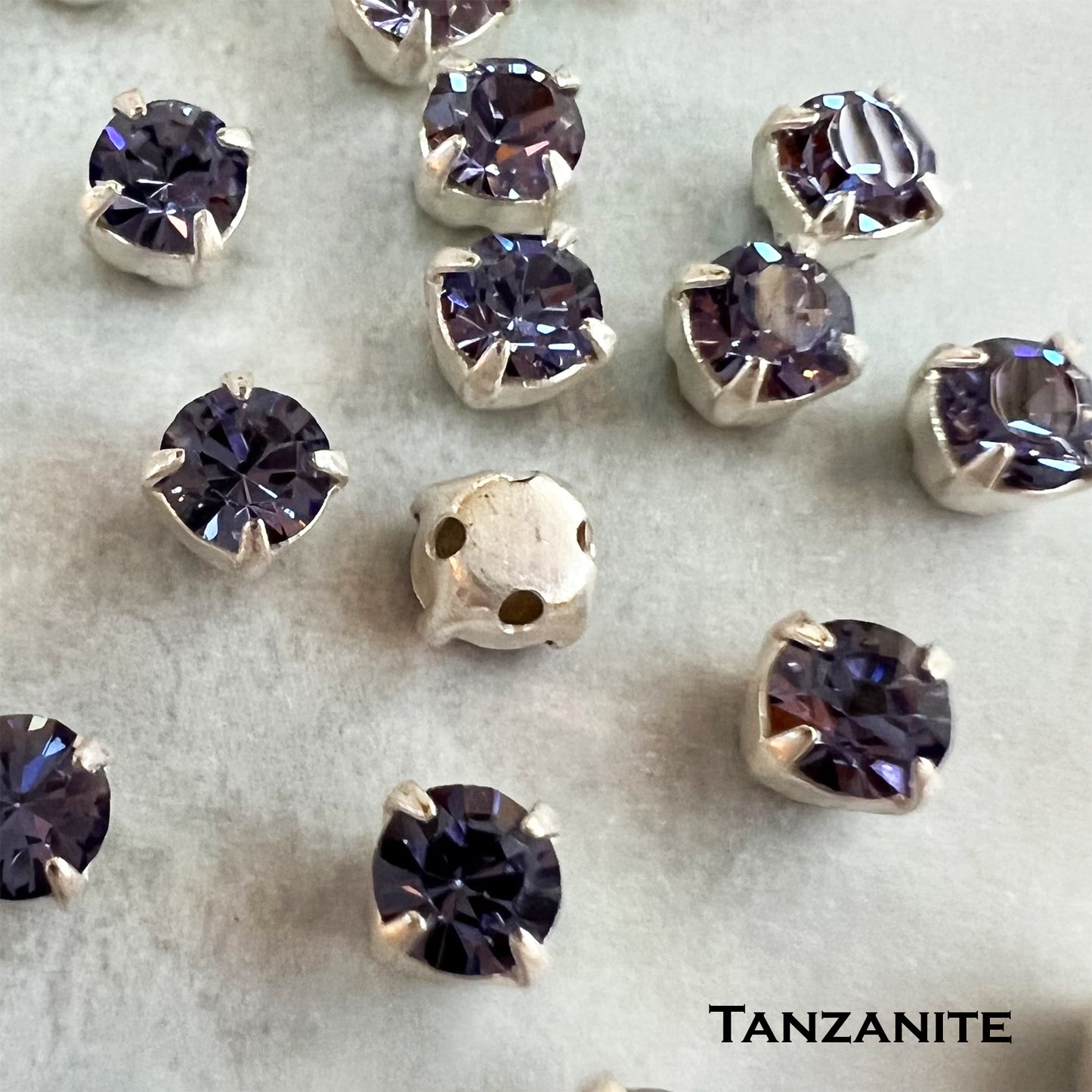 Preciosa Chaton Montees 16ss (3.8-4mm) - choose color & quantity