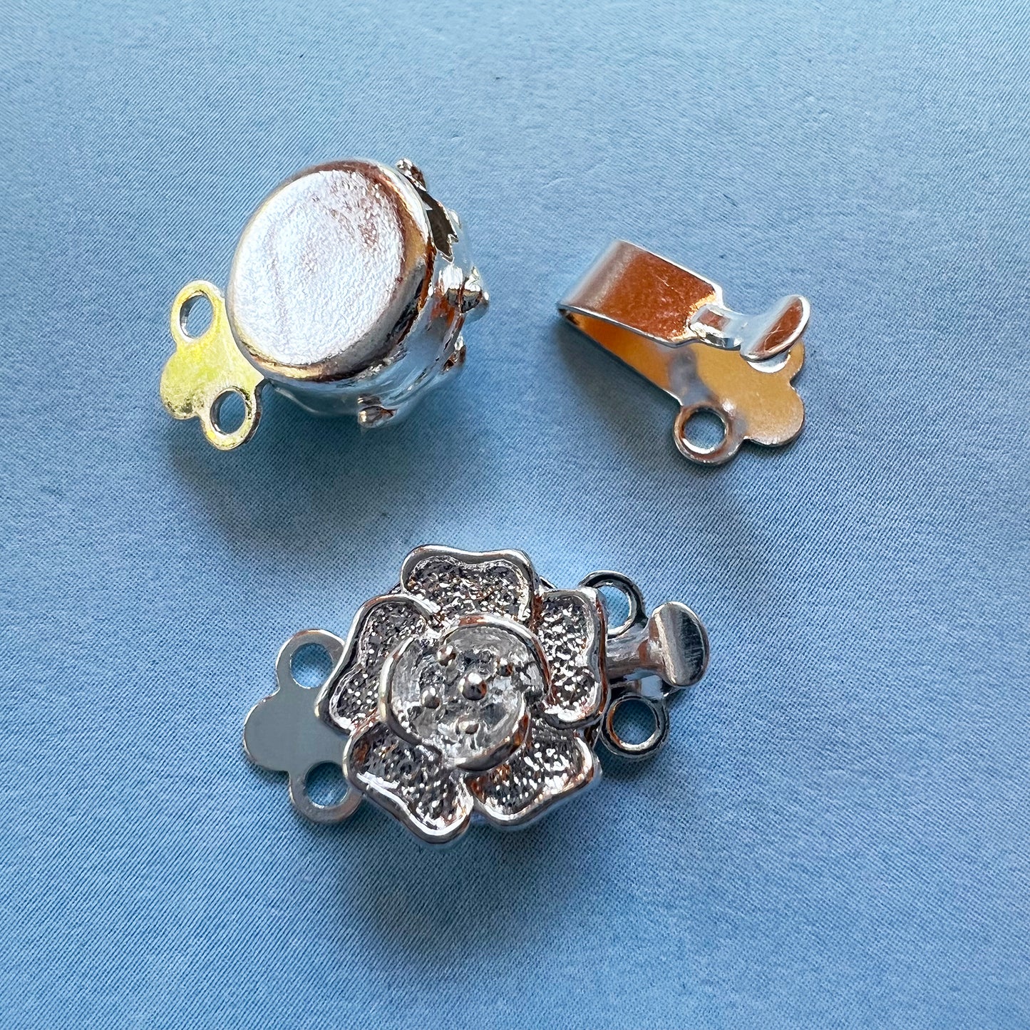 Box Clasp Rose (9x9mm) 2 Hole (1 piece) Bright Silver