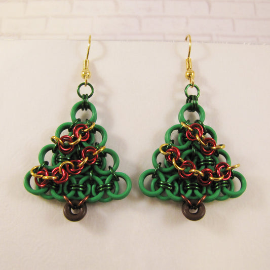 Helm Holiday Tree Earrings Kit - Green with Gold & Red Swags