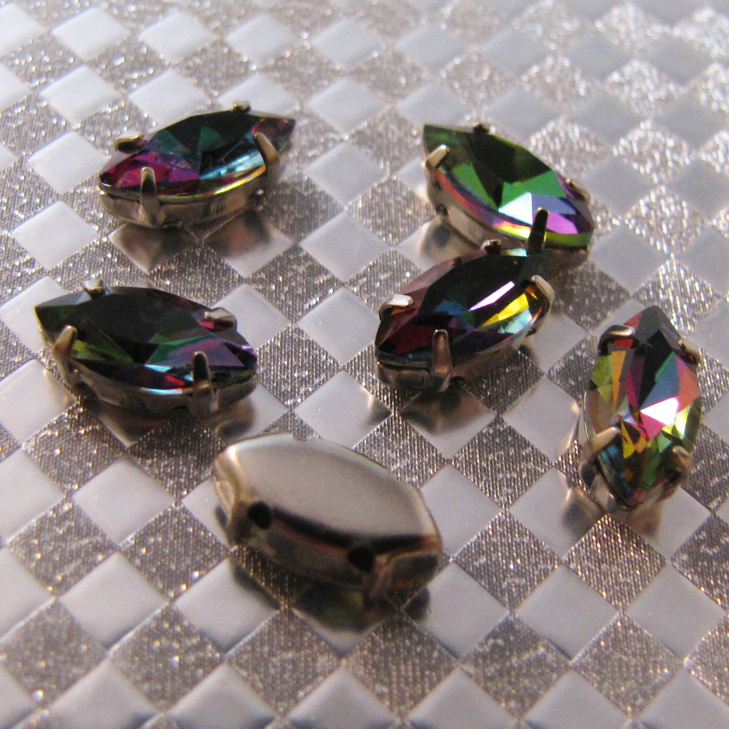 Navette Sew Ons Glass 10mmx5mm