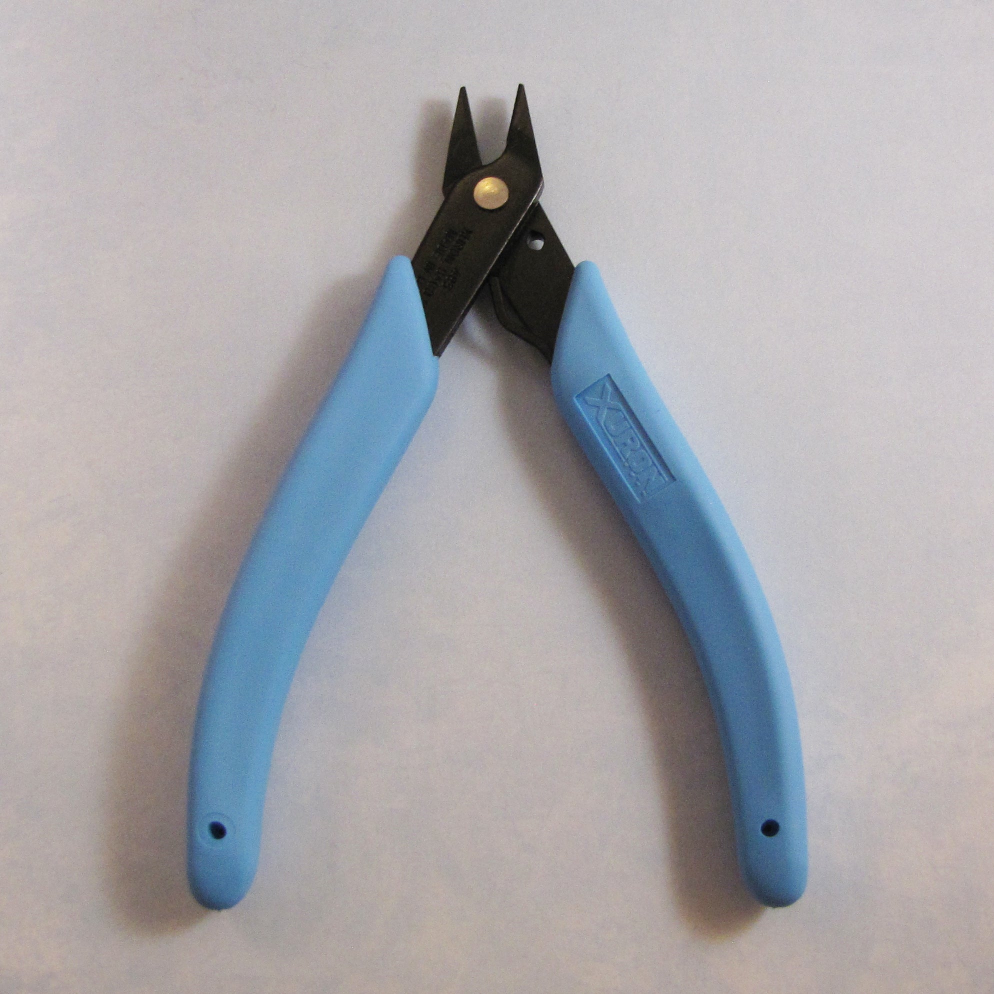 Xuron 485FN Flat Nose Pliers - Precision Tool For Jewelry, Crafts & Electronics