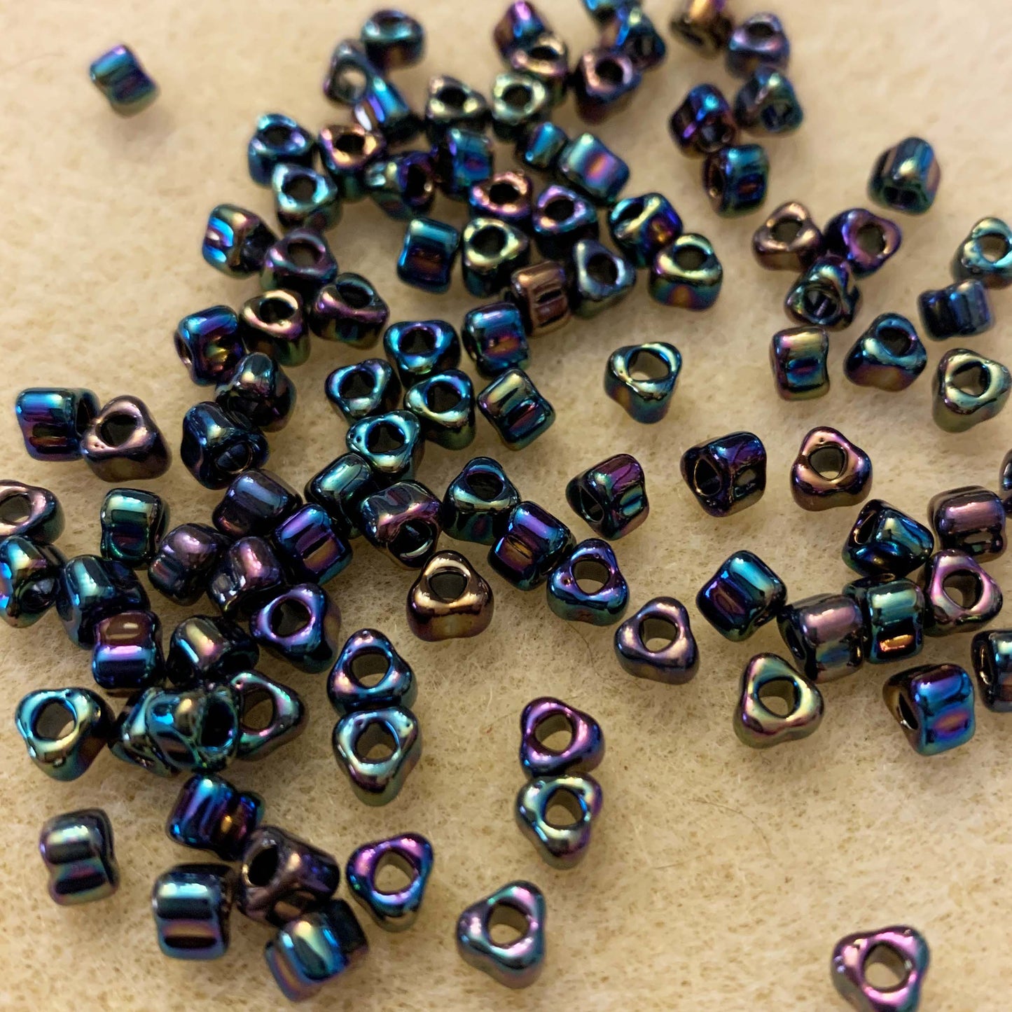 Miyuki Triangle Beads 5/0 (select color)