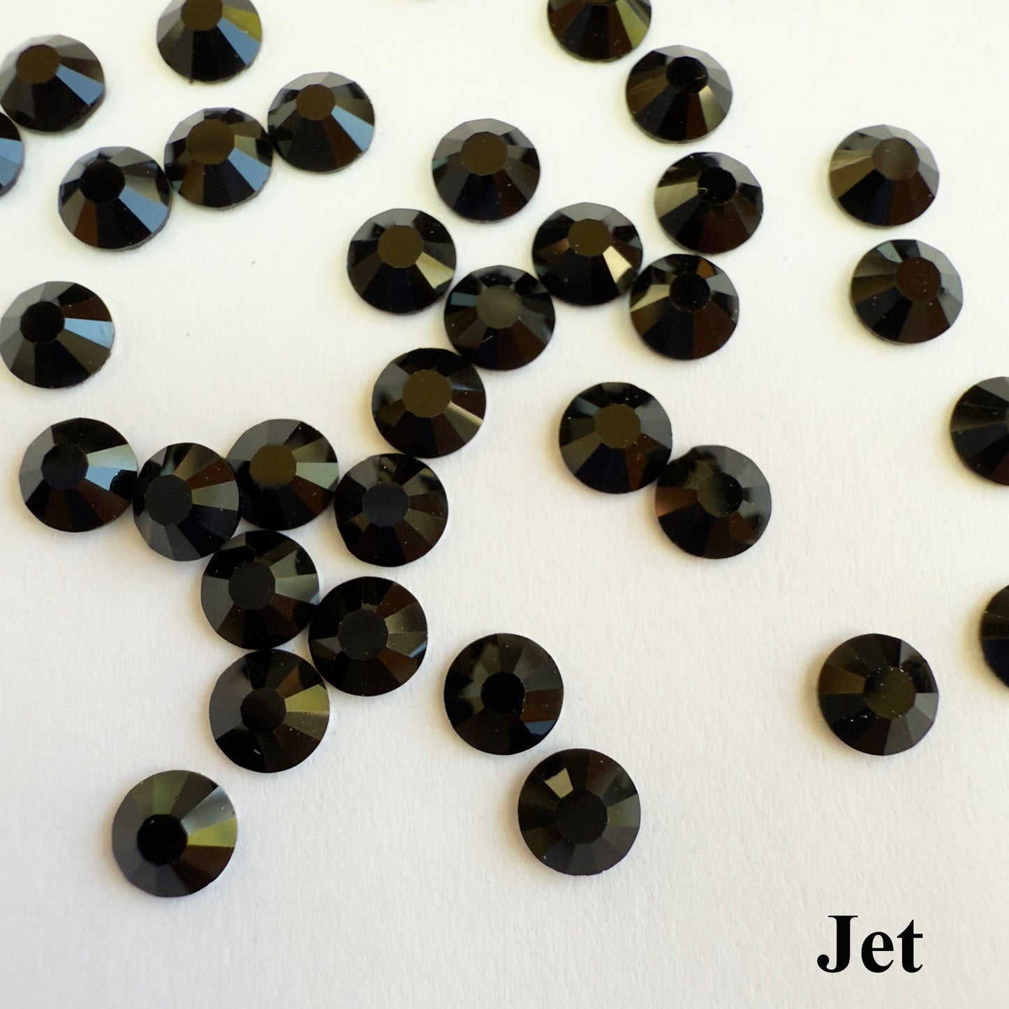 Set your own Preciosa Rose Montees Non AB Colors 16ss (3.8-4mm) - Pkg of 25 settings + 25 flat back Preciosa Rhinestones