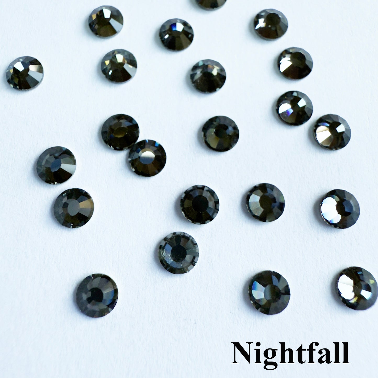 Set your own Preciosa Rose Montees Non AB Colors 16ss (3.8-4mm) - Pkg of 25 settings + 25 flat back Preciosa Rhinestones