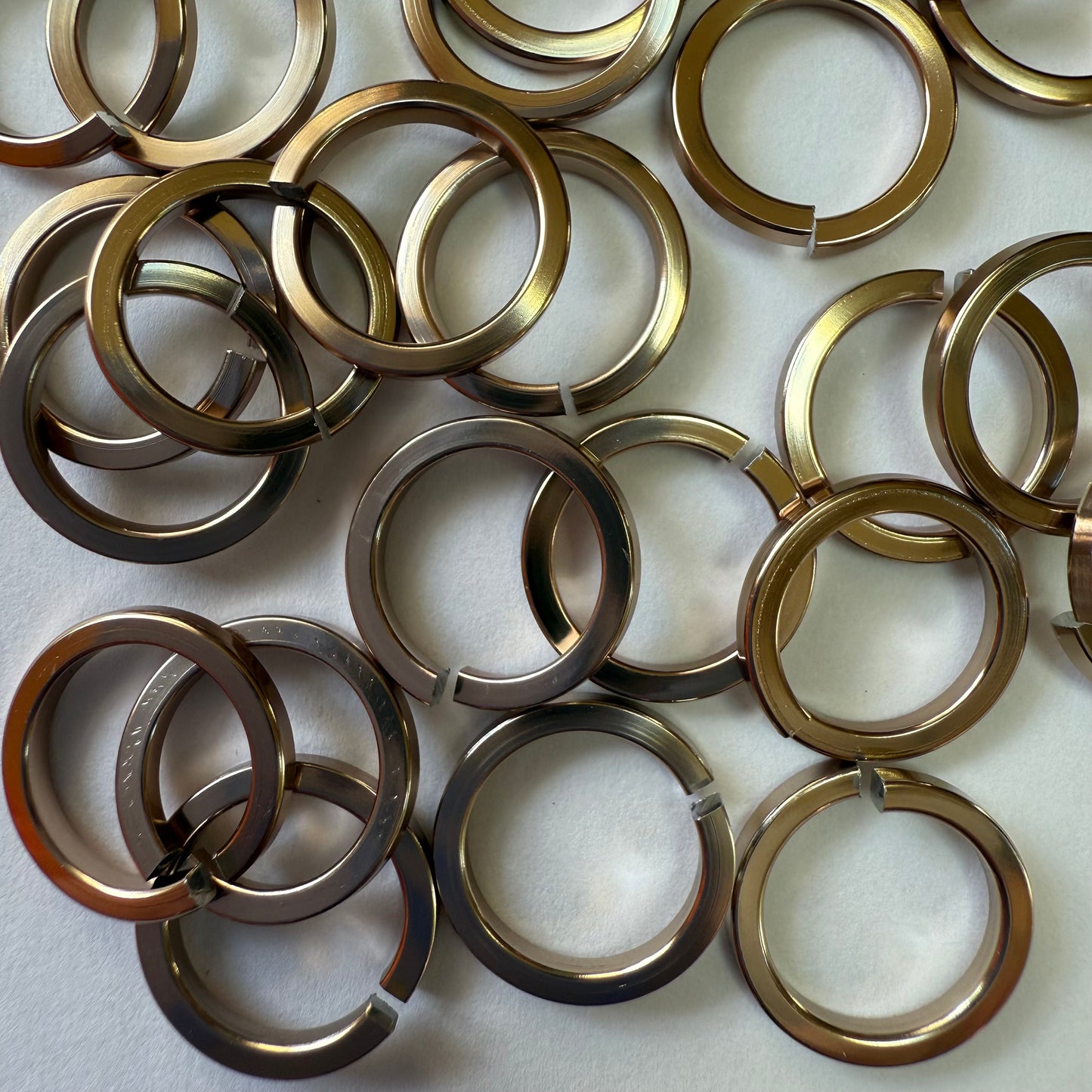 Square 16g 3/8" Jump Rings (SWG)