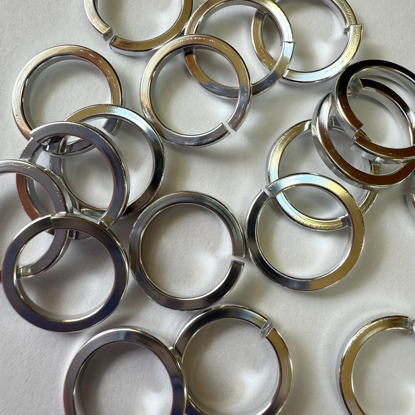 Square 16g 3/8" Jump Rings (SWG)