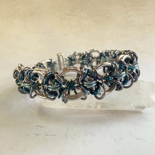 Solar Flare Rhinestone Bracelet Kit with Video Class - Blue Mix