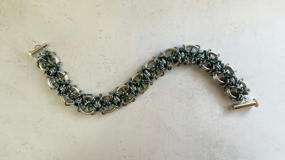 Solar Flare Rhinestone Bracelet Kit with Video Class - Blue Mix