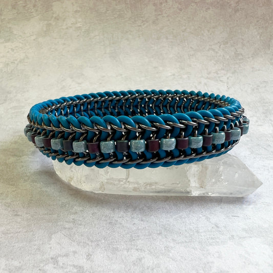 Alligator Back Beaded Stretch Bracelet with Matubo & Delica Beads Kit & Video Class - Cerulean Blue, Gunmetal, Blue Luster & Andromeda