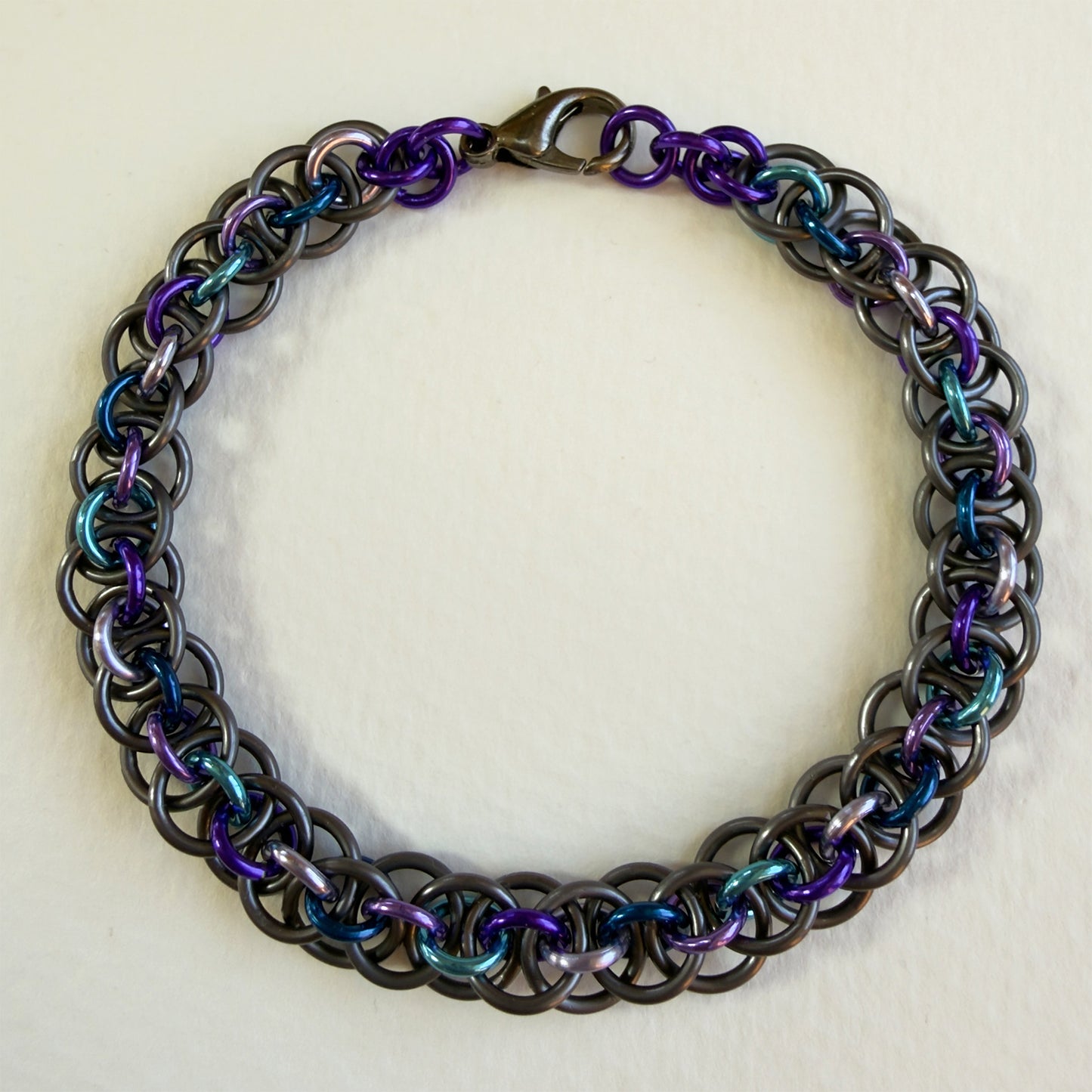 Kyy Chain Bracelet Kit with Free Video Class - Gunmetal with Purple Blue Mix