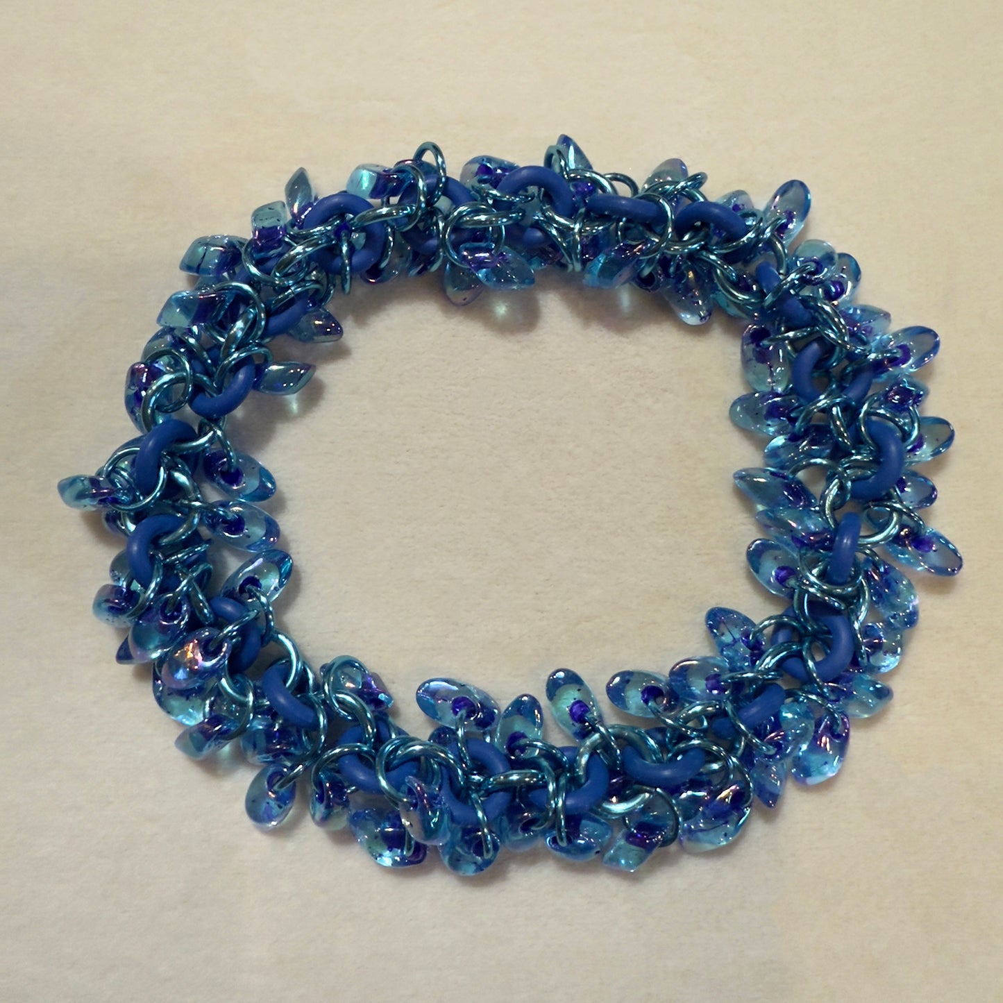 Shaggy Long Magatama Stretch Bracelet Kit with Free Video - Celestial, Sky & Cobalt Lined Aqua AB