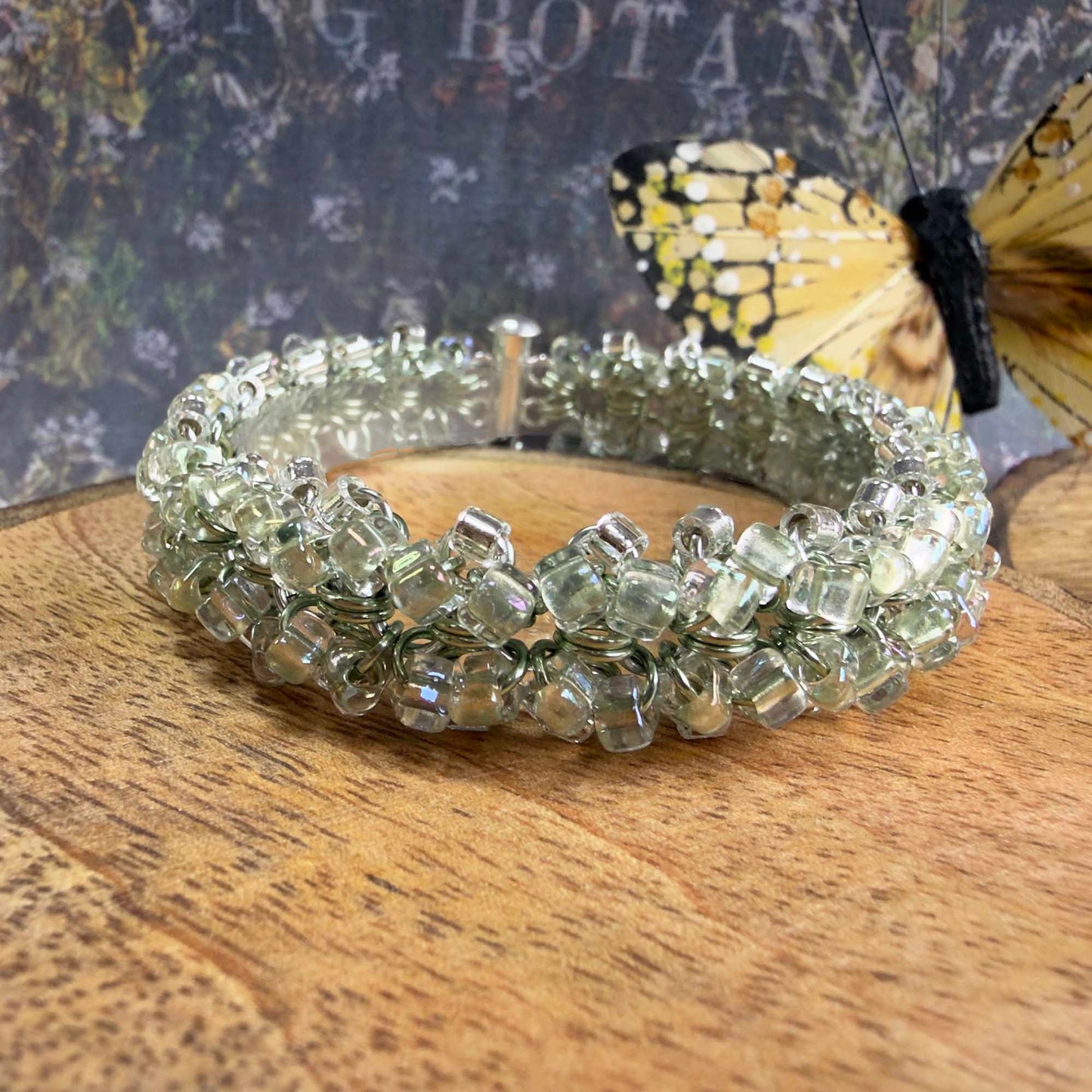 Side Locked Ruffle Bracelet Kit with Video Class - Silver & Sea Foam