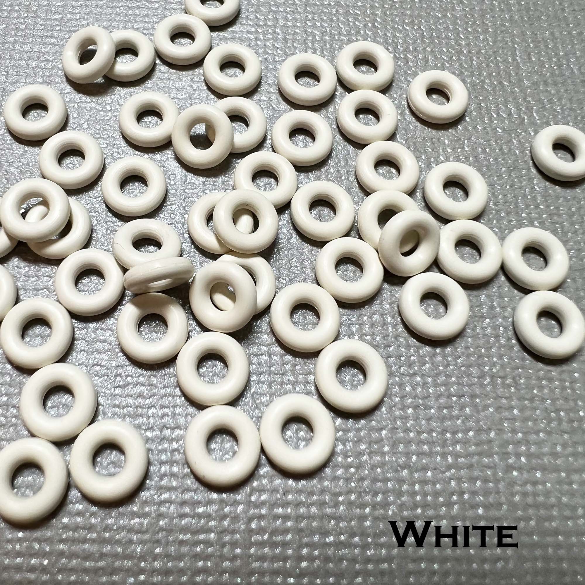 White on sale rubber ring