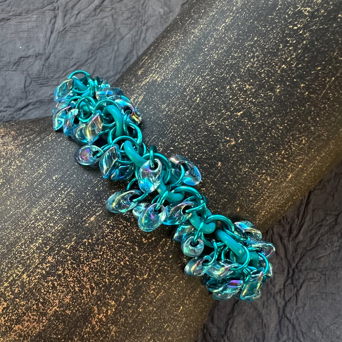 Shaggy Long Magatama Stretch Bracelet Kit with FREE Video  Teal and Noir Lined Aqua